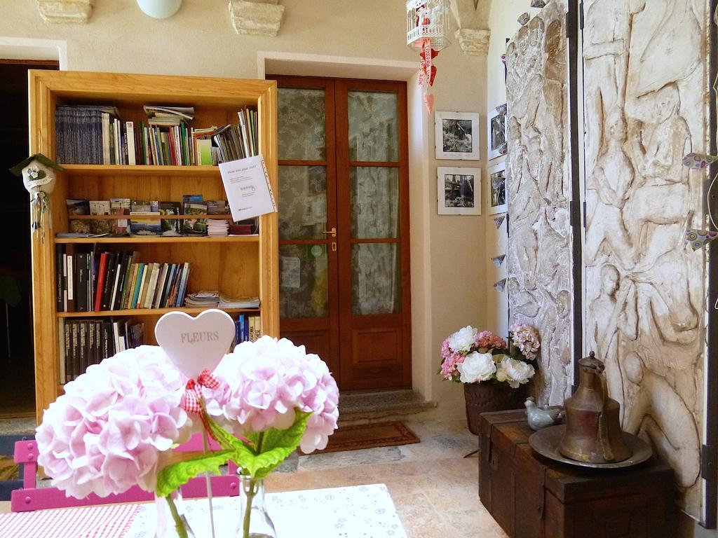 B&B Contrada Lunga Аббадія-Ларіана Екстер'єр фото